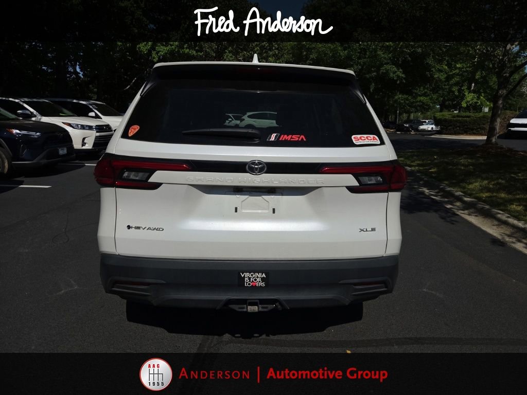Certified 2024 Toyota Grand Highlander AWD Hybrid image 10