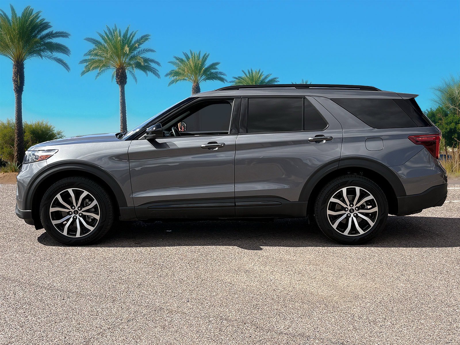 Certified 2022 Ford Explorer ST AWD/4WD image 2