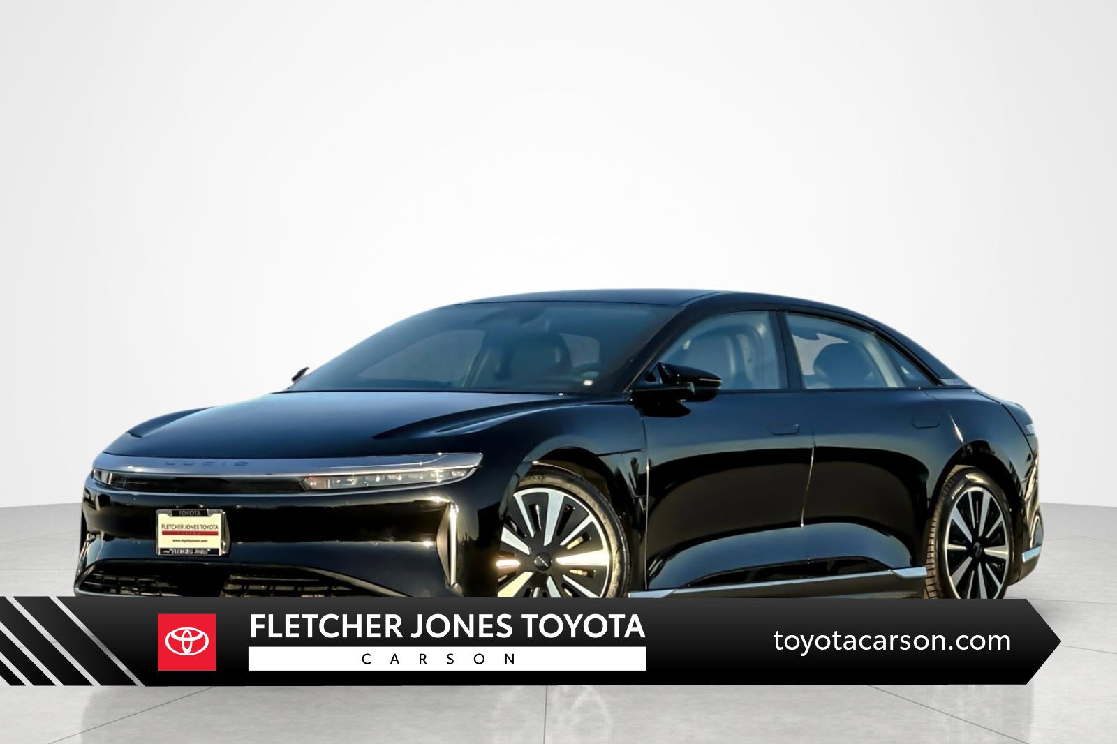 Used 2024 Lucid Air Touring image 1
