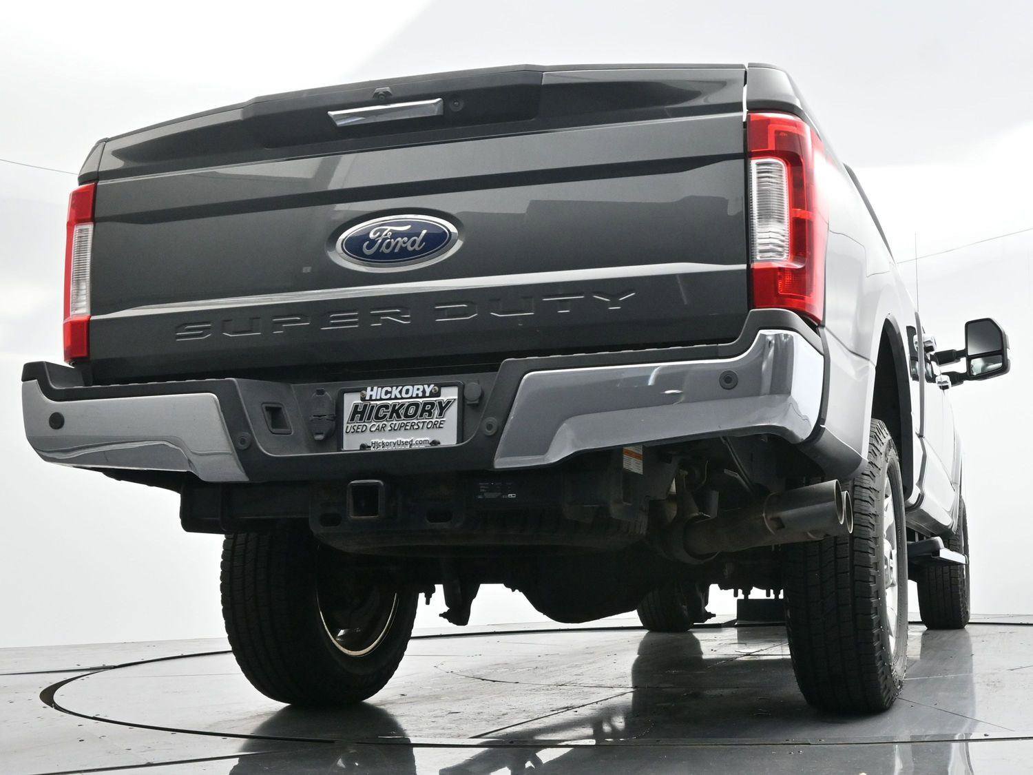 Used 2019 Ford F250 Lariat w/ Chrome Package image 51