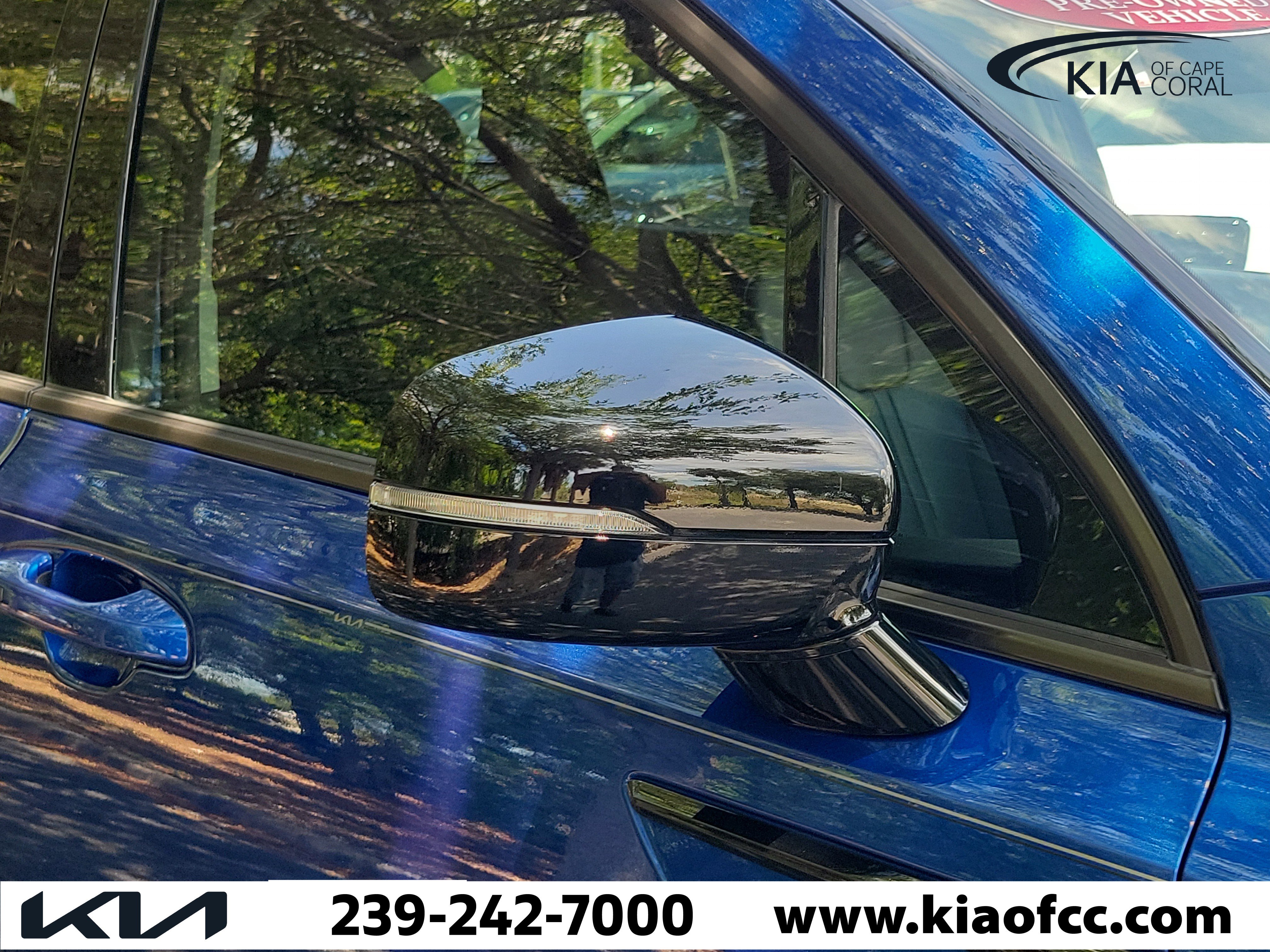 Used 2022 Kia Sorento S w/ Panoramic Sunroof Package FWD image 8
