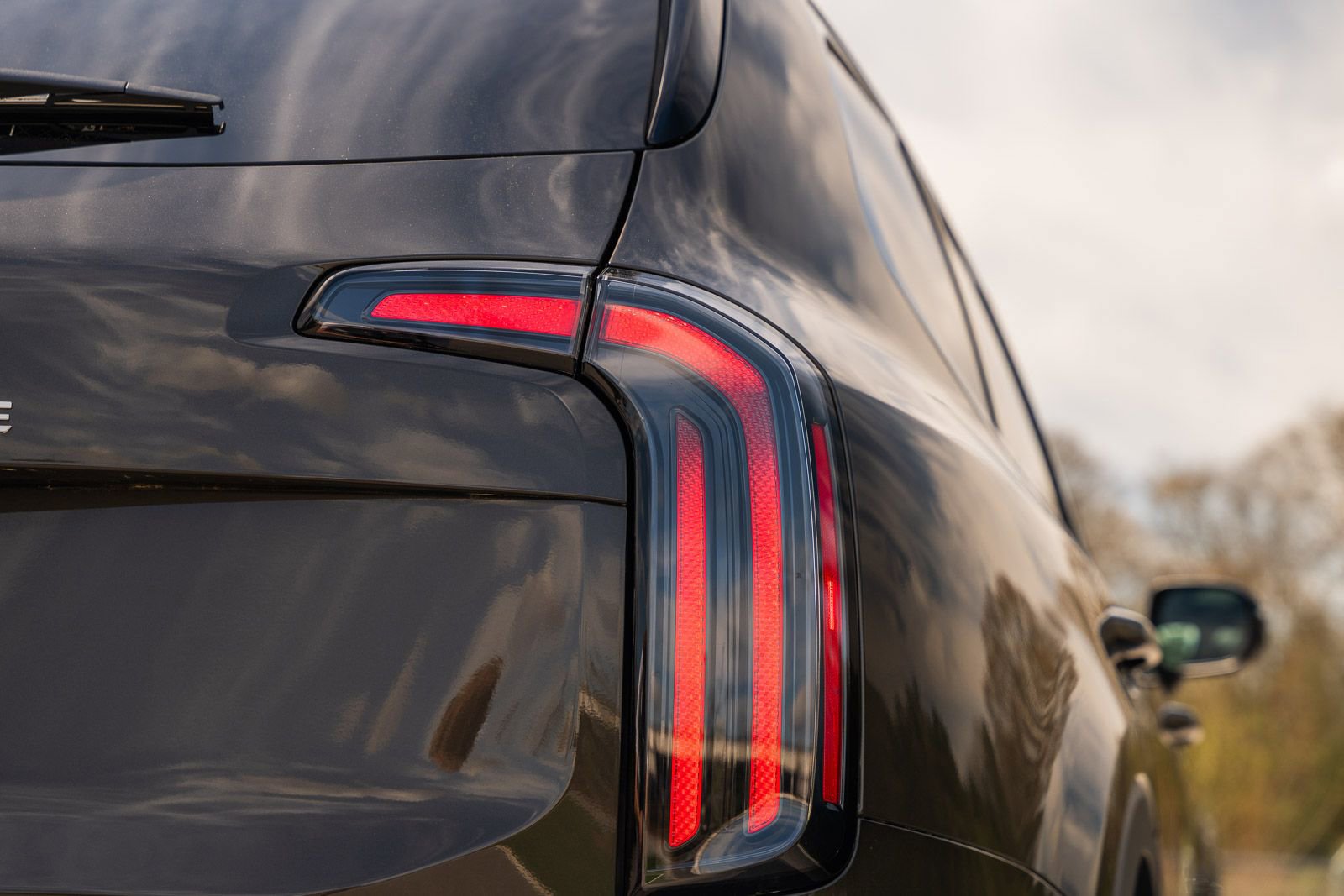 Used 2024 Kia Telluride EX w/ EX Captain's Chair Package image 16