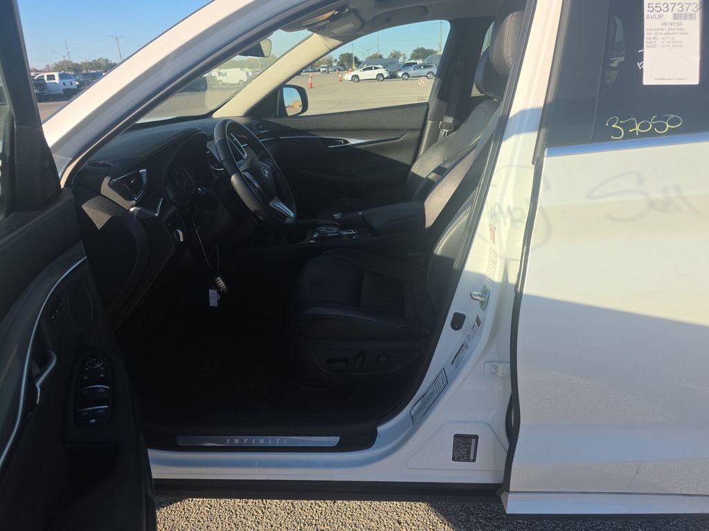 Used 2024 INFINITI QX50 Luxe image 7