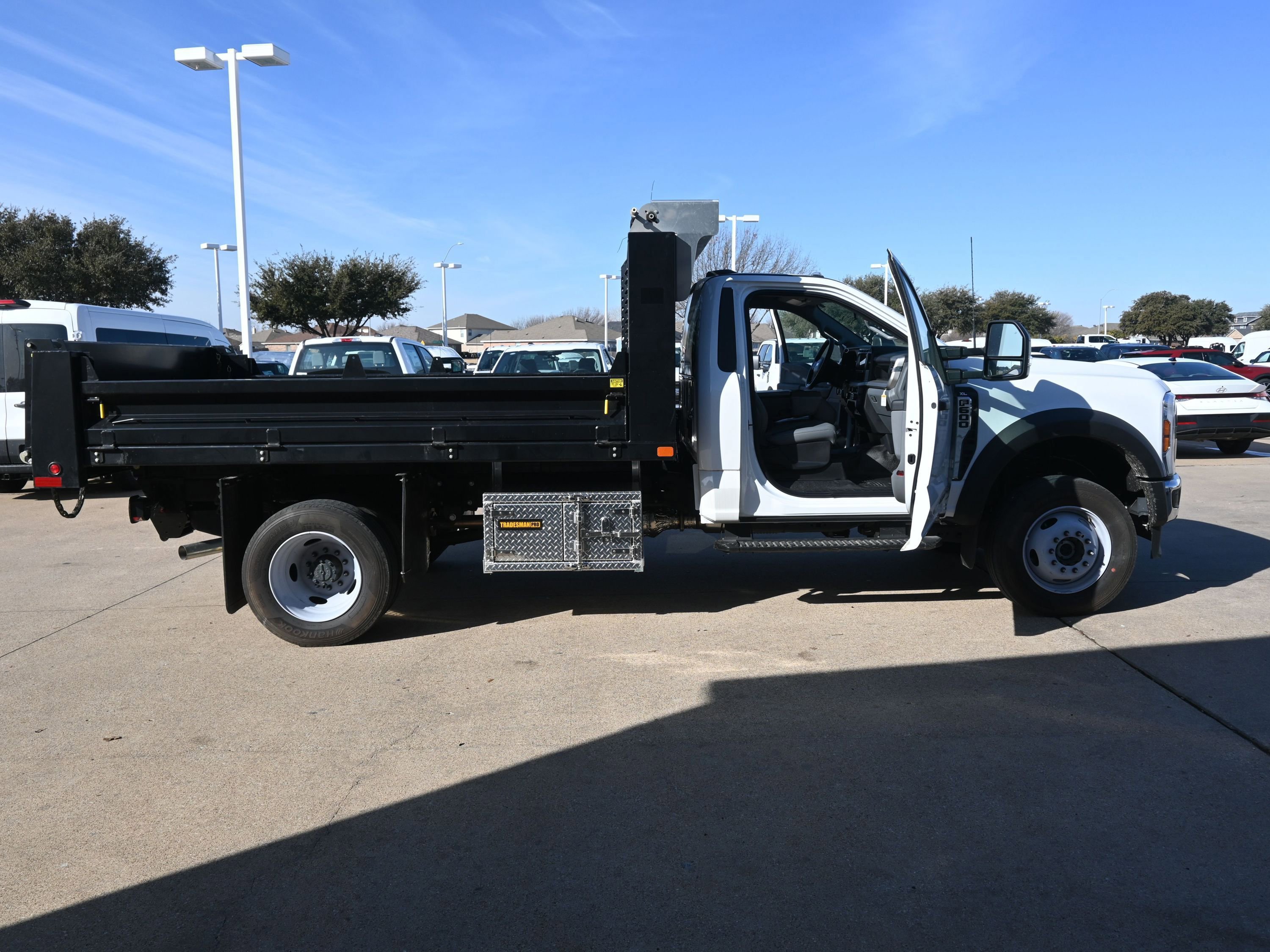 New 2024 Ford F600 4x4 Regular Cab Super Duty w/ XL Chrome Package image 38