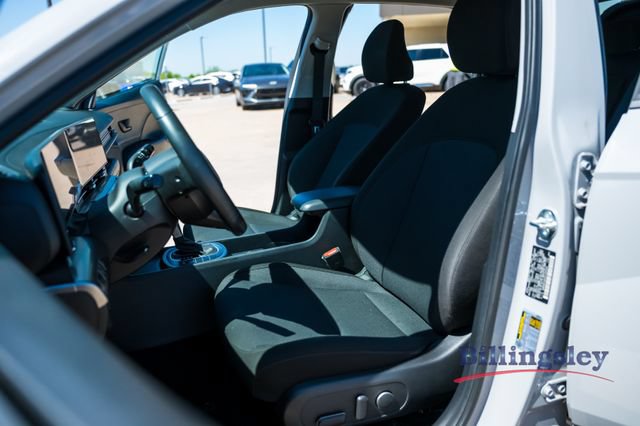 Used 2025 Hyundai Kona SEL AWD/4WD image 10