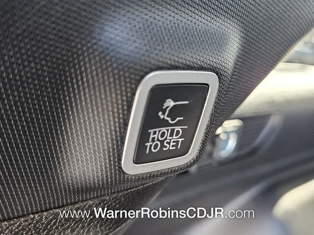 New 2025 Jeep Grand Cherokee Limited w/ Luxury Tech Group II image 14