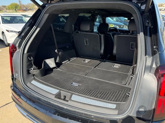 Used 2022 Cadillac XT6 Premium Luxury w/ Platinum Package image 21