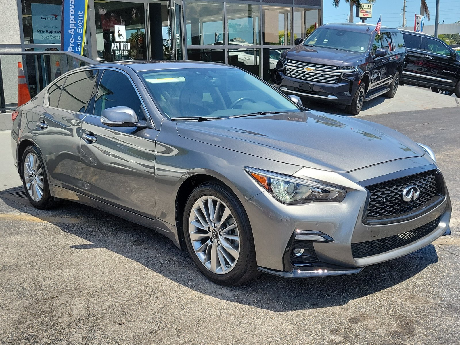 Used 2021 INFINITI Q50 Luxe w/ Seat & Sound Package RWD image 3