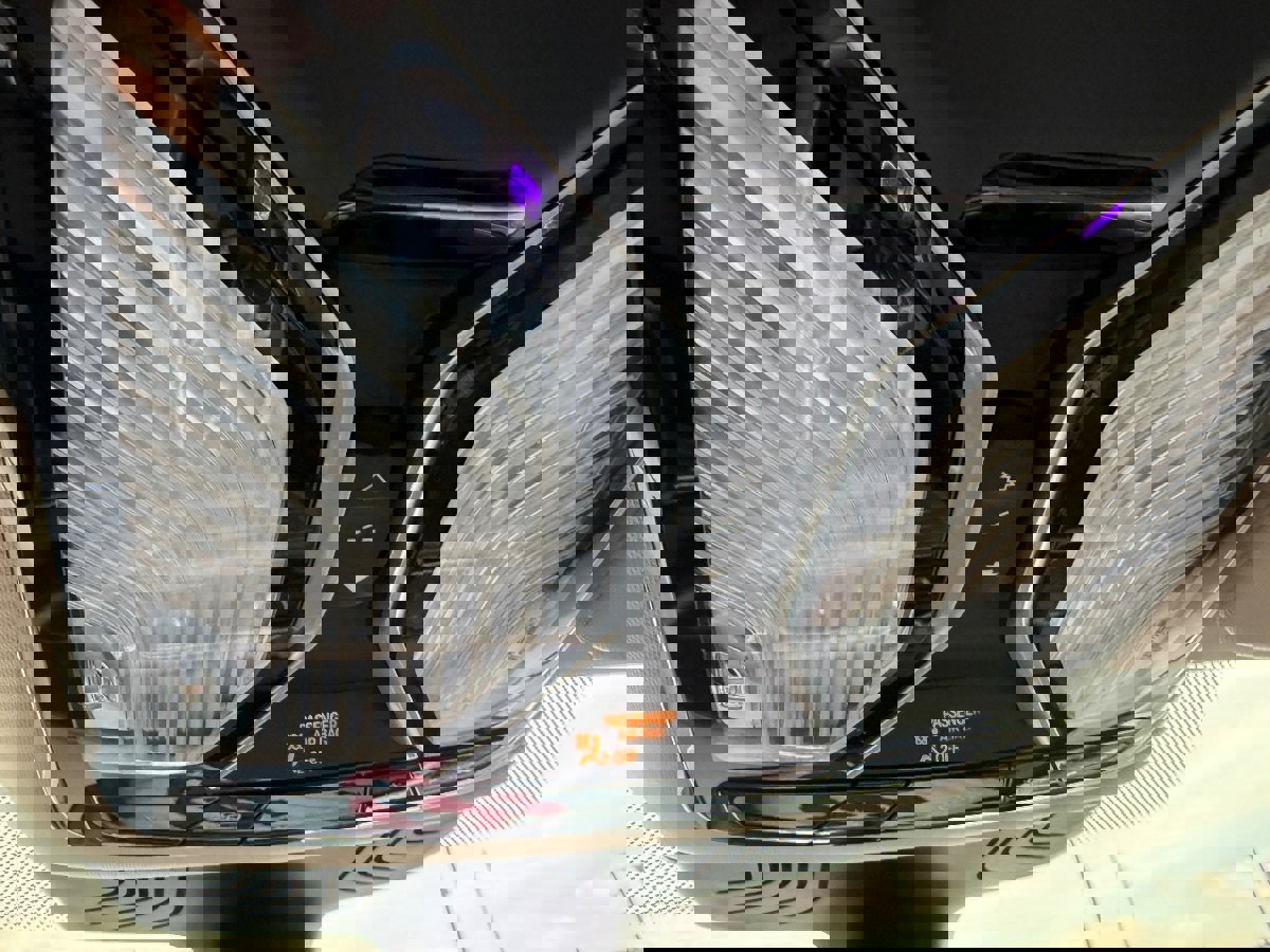 Used 2018 BMW 750i xDrive image 39