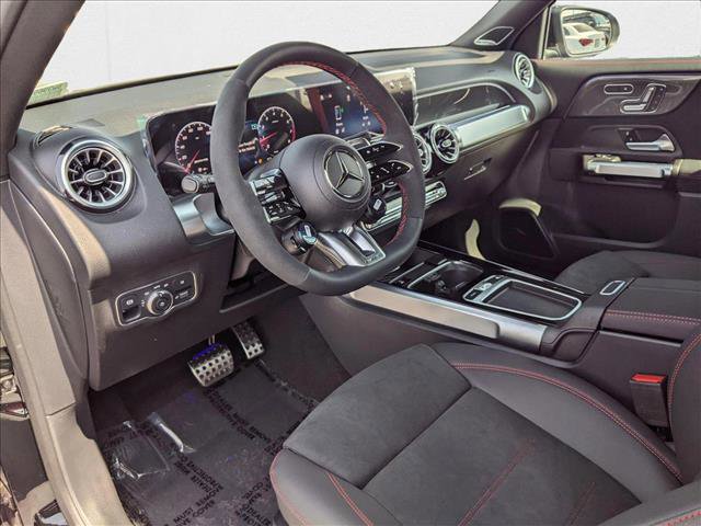 New 2025 Mercedes-Benz GLB 35 AMG 4MATIC image 3