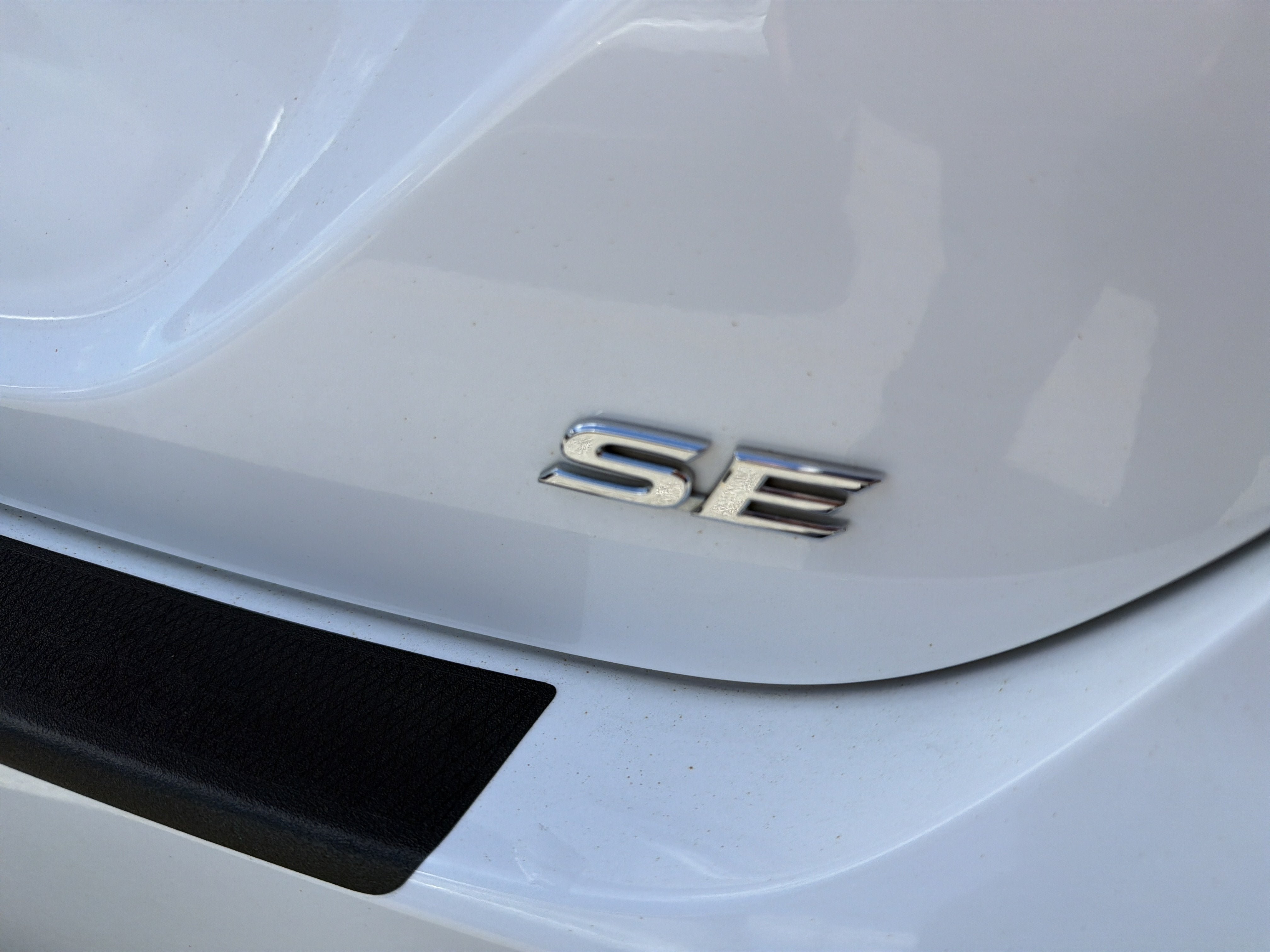 Used 2019 Toyota Camry SE FWD image 7