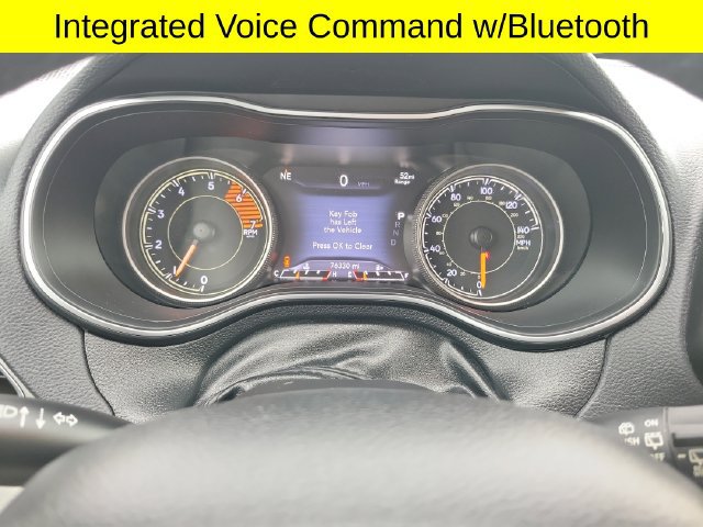 Used 2019 Jeep Cherokee Limited w/ Luxury Group AWD/4WD image 13