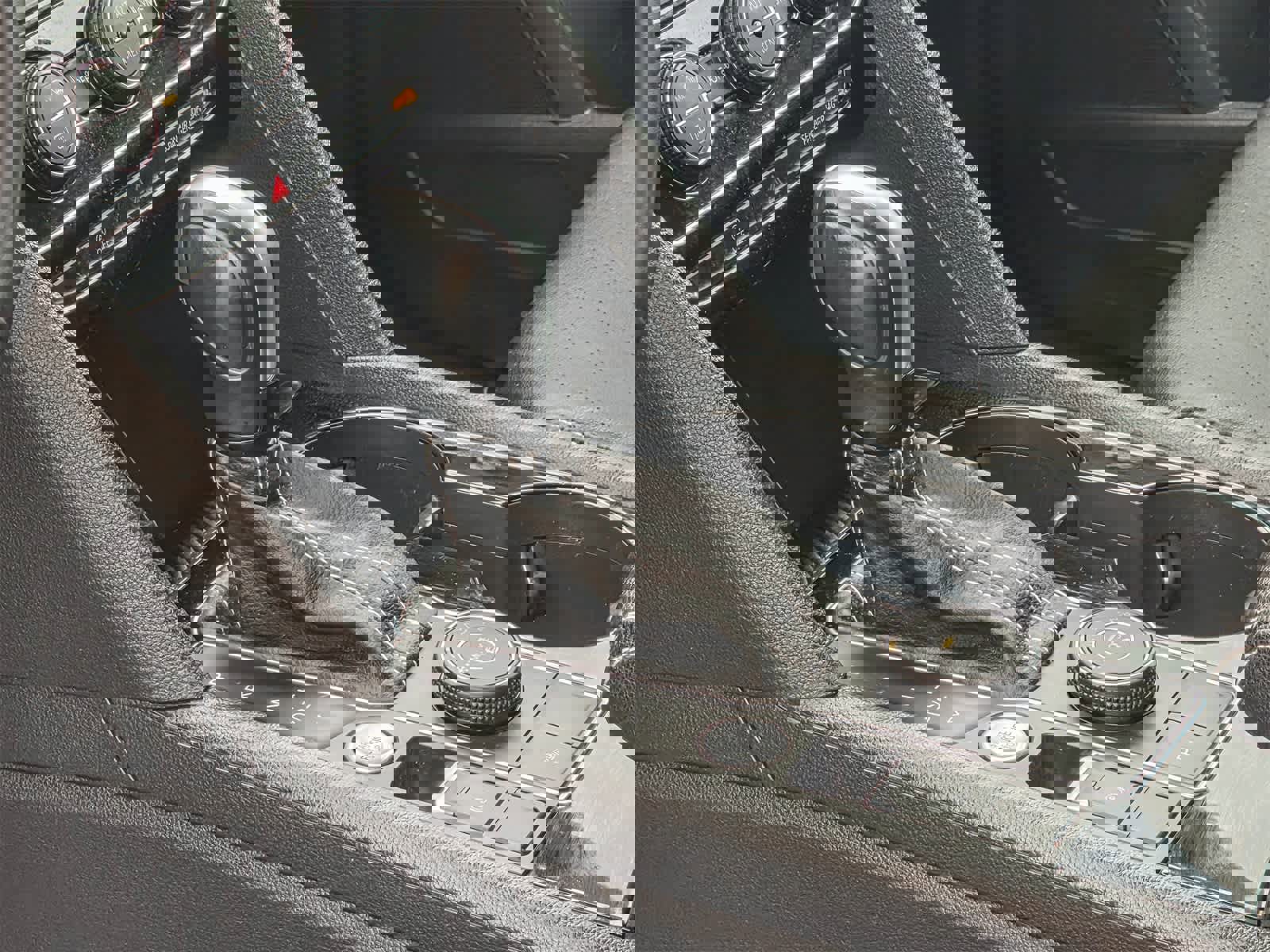 Used 2023 Volkswagen Atlas Cross Sport SE image 16