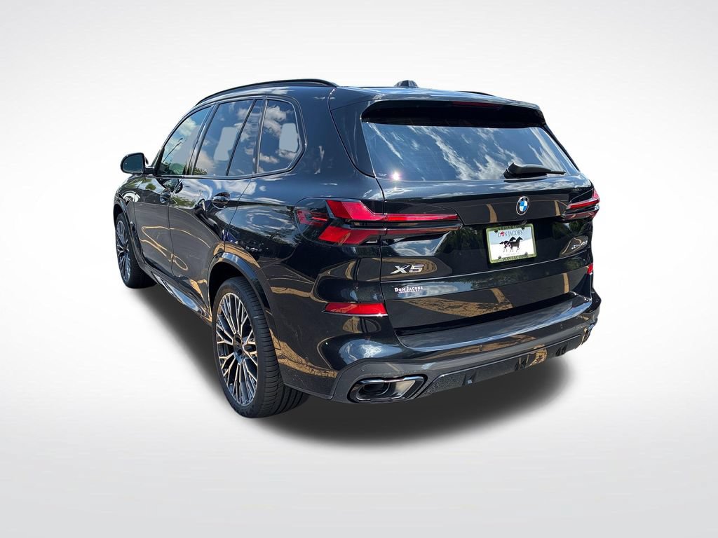 New 2026 BMW X5 xDrive40i w/ M Sport Package AWD/4WD image 5