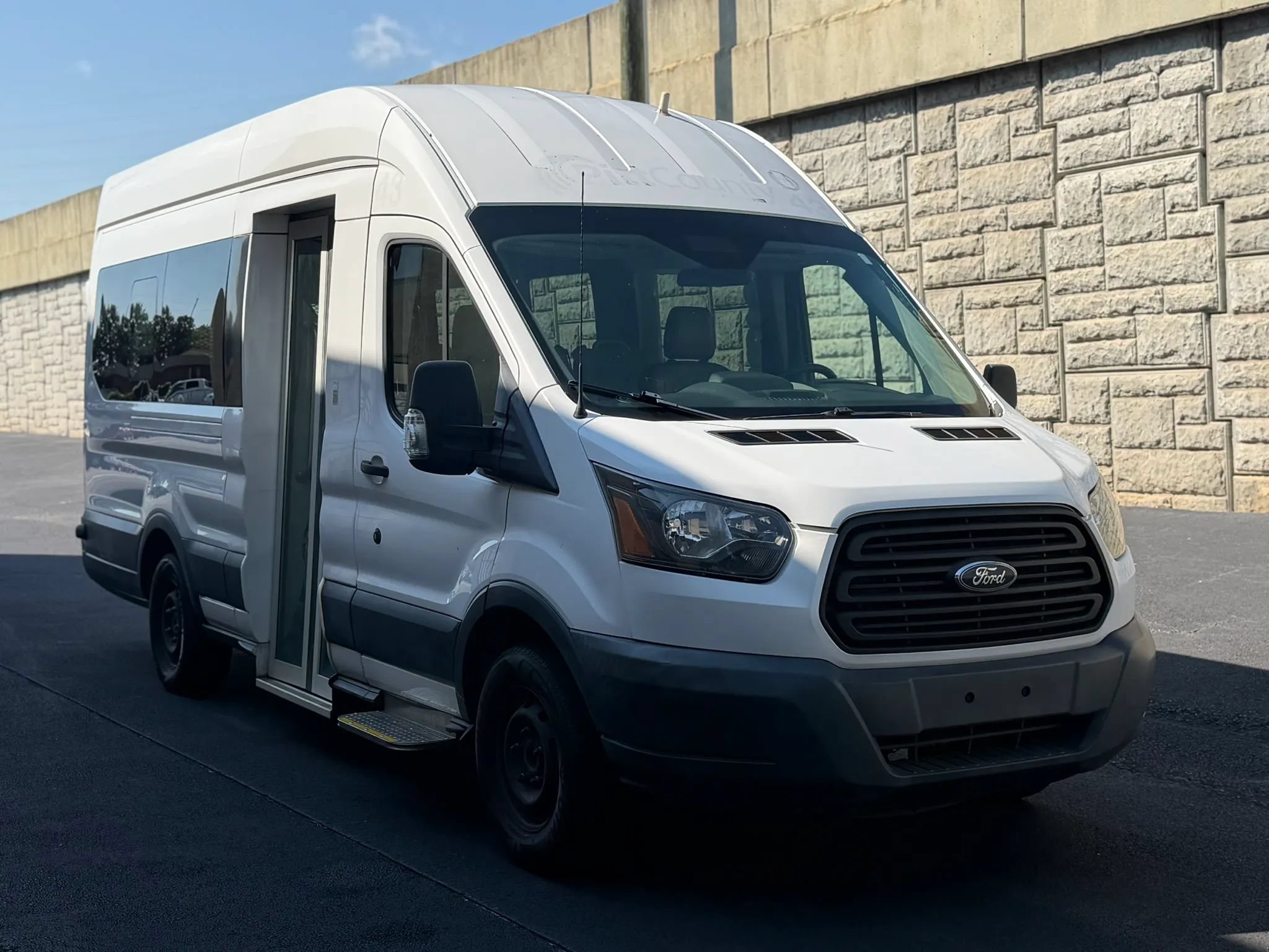 Used 2018 Ford Transit 350 148 High Roof Extended RWD image 5
