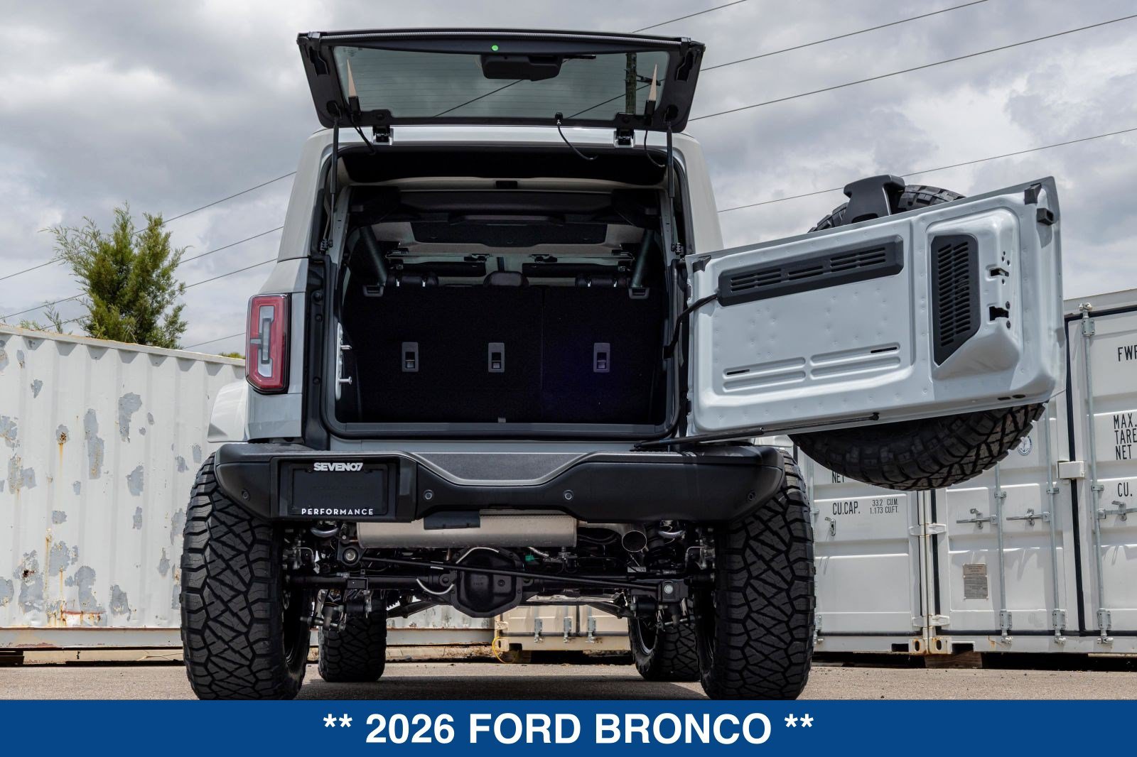 New 2026 Ford Bronco Badlands AWD/4WD image 32