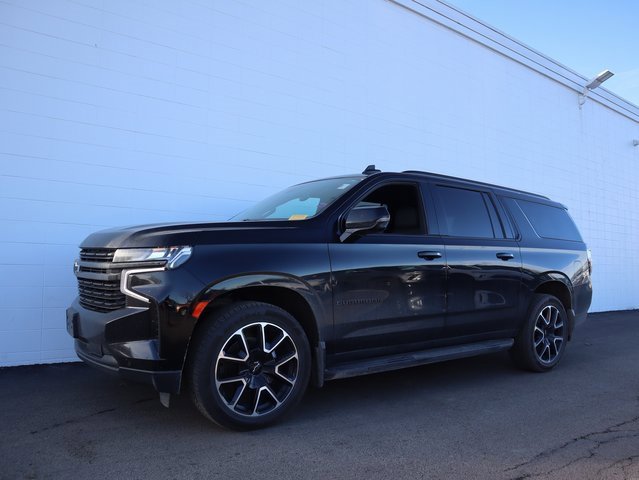 Used 2021 Chevrolet Suburban RST w/ Luxury Package image 3
