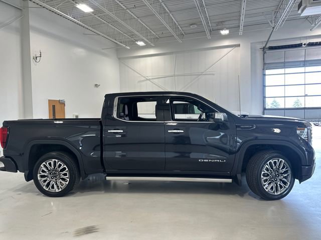 Used 2025 GMC Sierra 1500 Denali Ultimate AWD/4WD image 8