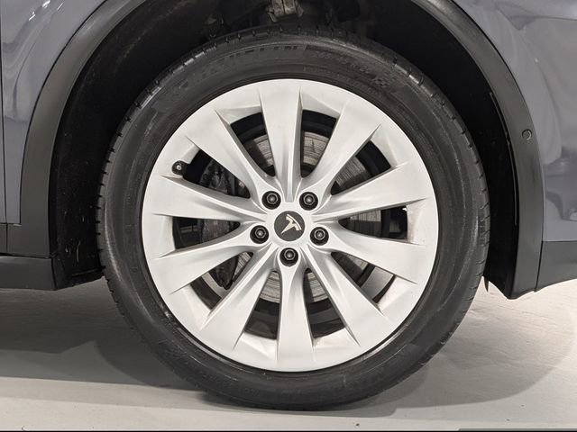 Used 2020 Tesla Model X Long Range image 28