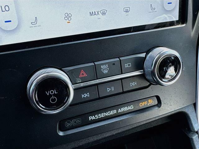 Used 2024 Ford Edge SEL AWD/4WD image 37