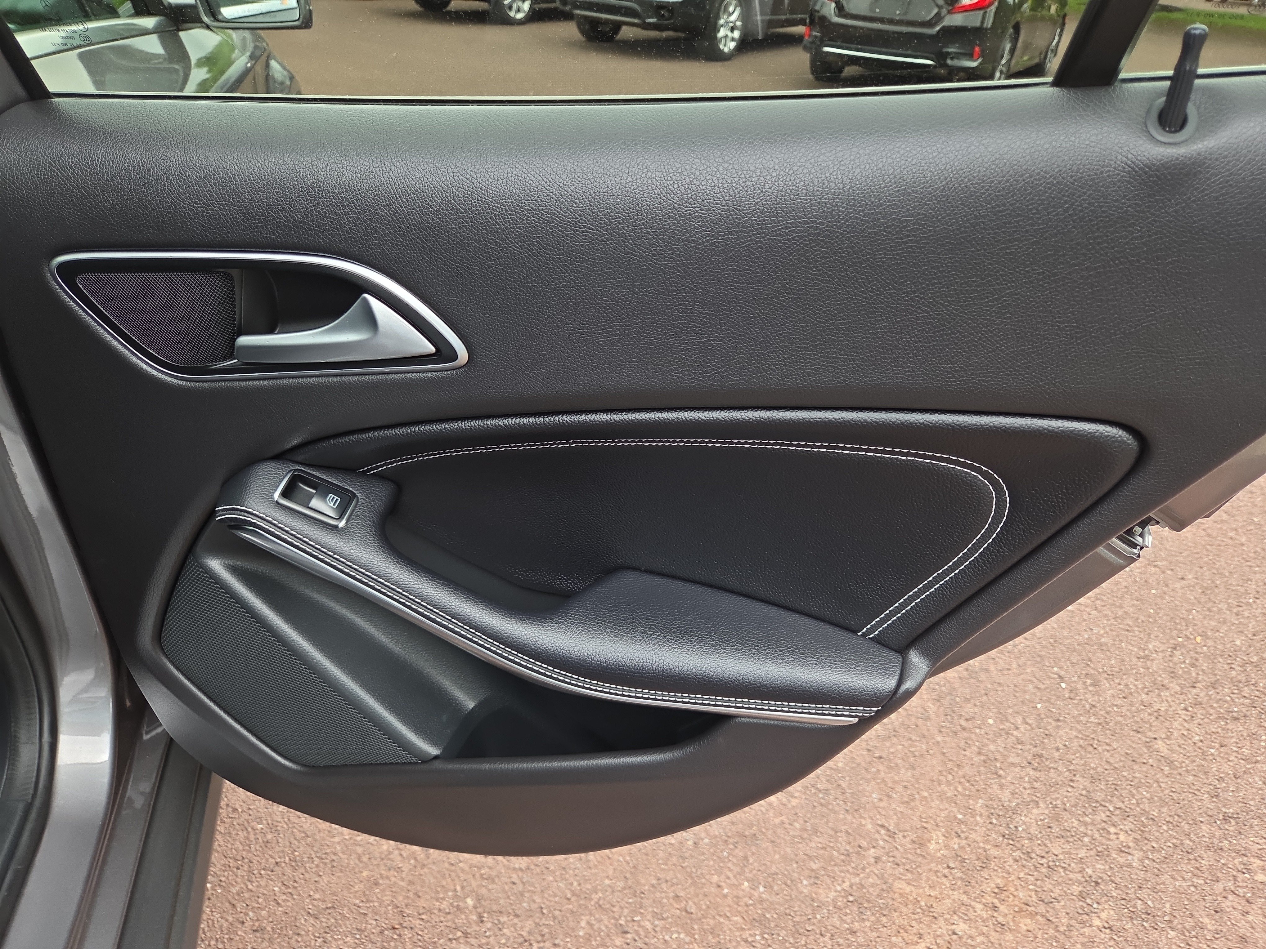 Used 2018 Mercedes-Benz GLA 250 4MATIC image 19
