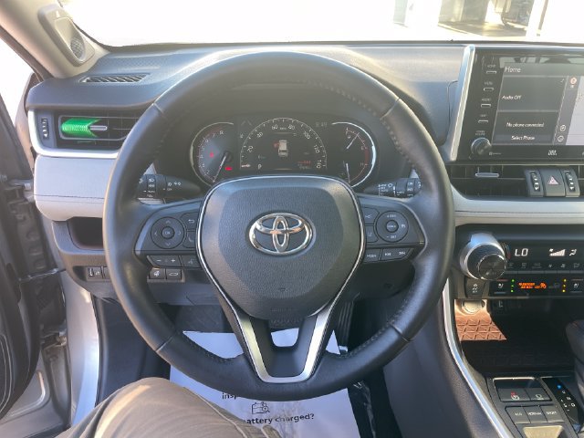 Used 2019 Toyota RAV4 Limited w/ Cold Weather Package FWD image 14