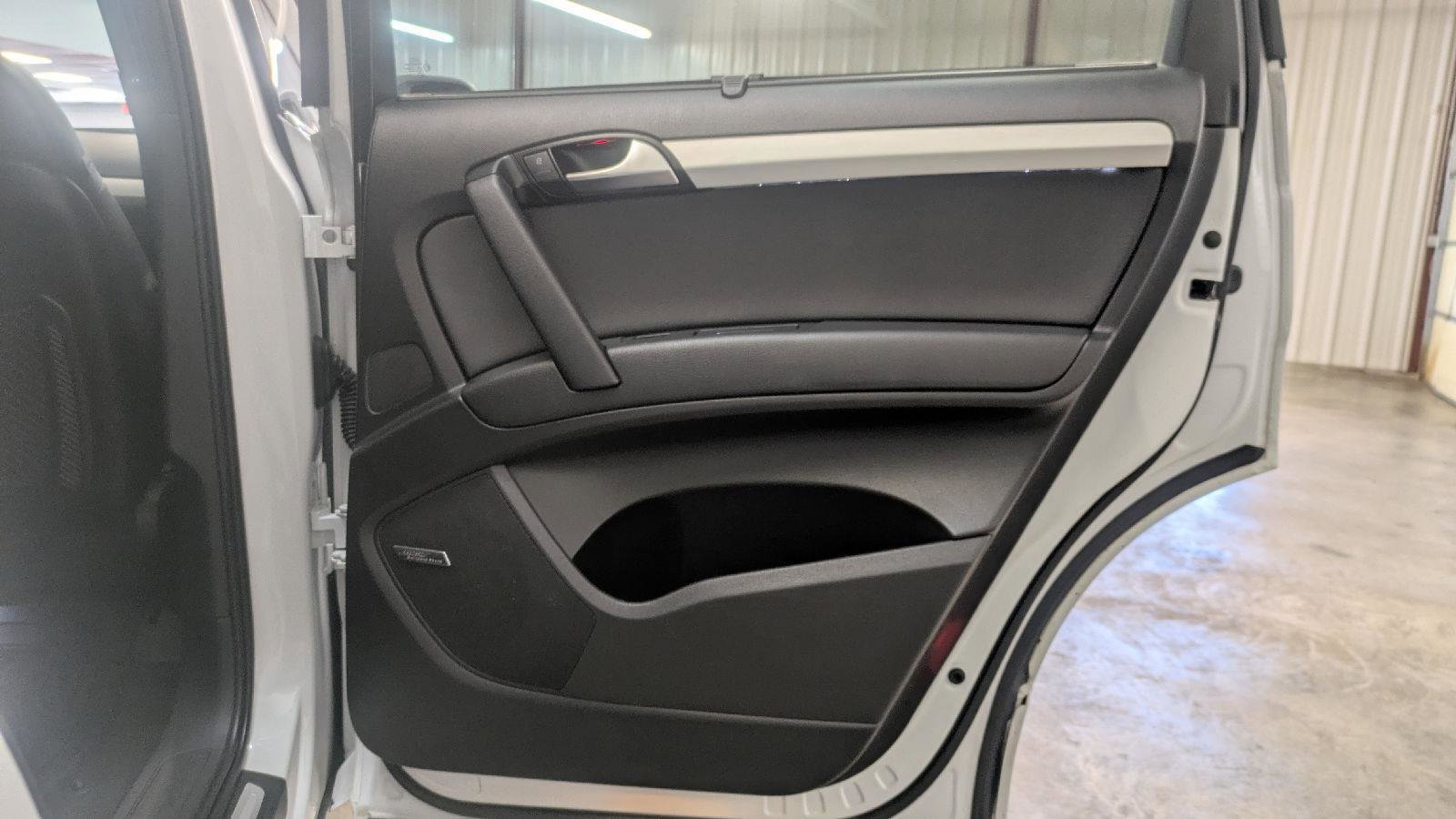 Used 2015 Audi Q7 3.0T S line Prestige image 30