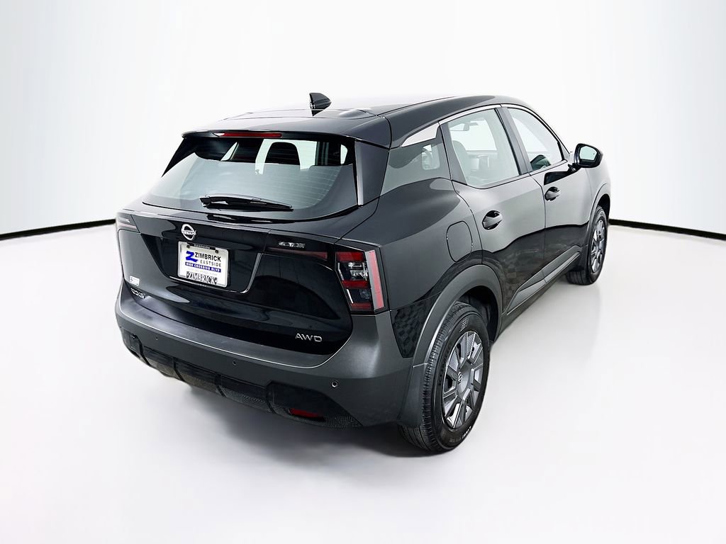 Used 2025 Nissan Kicks S image 7