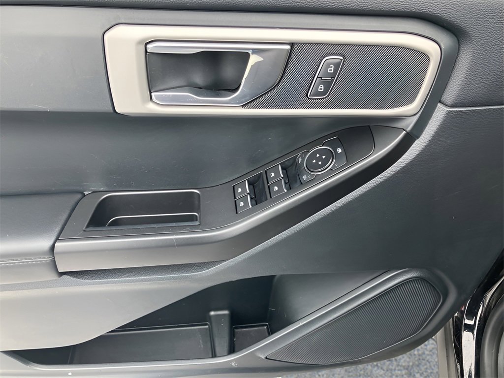 Used 2021 Ford Explorer 2WD image 41