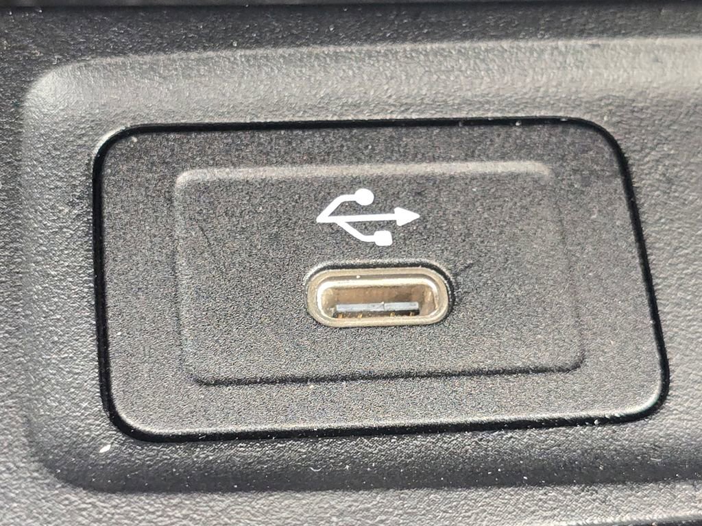 Certified 2026 Mercedes-Benz GLA 250 4MATIC image 31