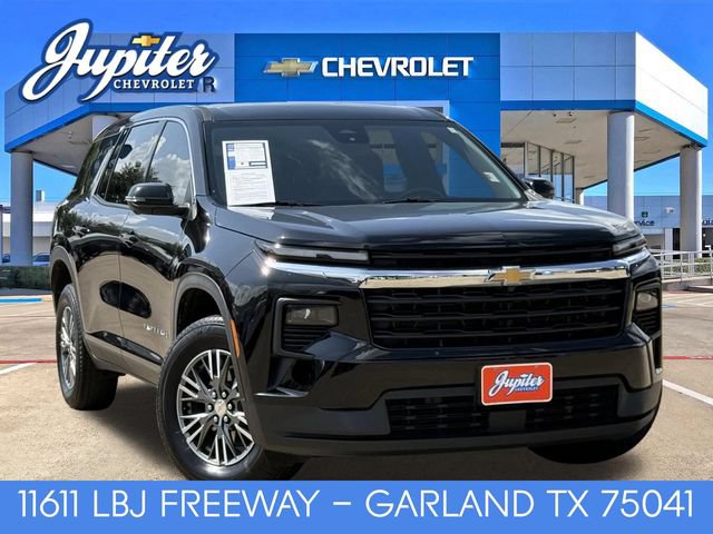 Used 2024 Chevrolet Traverse LS FWD image 1