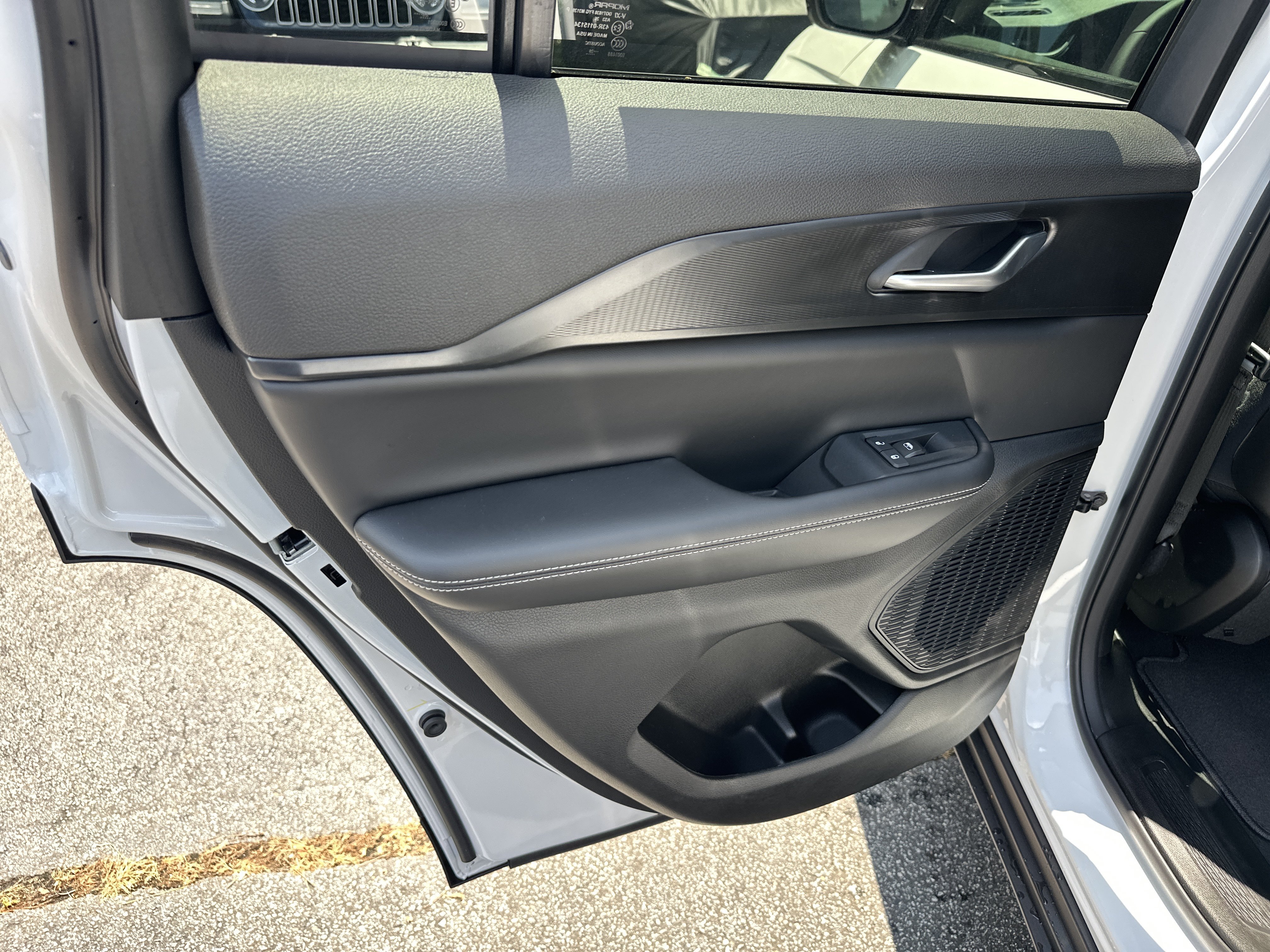 New 2026 Jeep Grand Cherokee Laredo X RWD image 16
