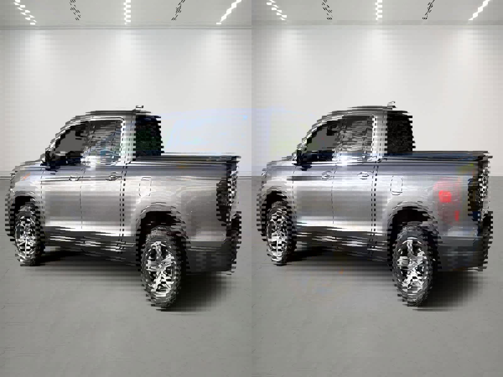 Used 2023 Honda Ridgeline RTL-E image 3