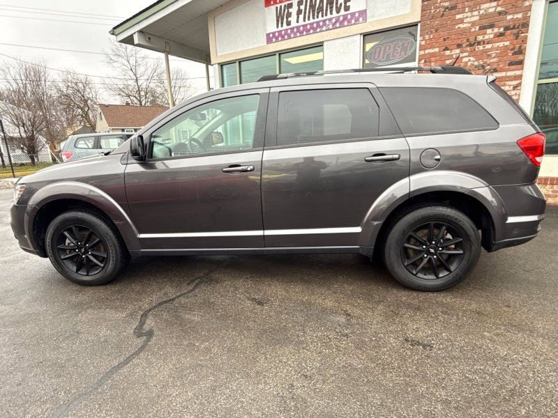 Used 2019 Dodge Journey SE w/ Blacktop Package image 8