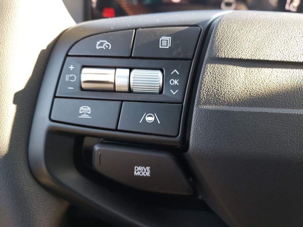 New 2025 Kia K4 LXS image 13