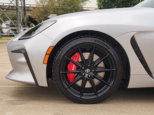 Used 2024 Toyota GR86 Premium w/ Performance Package RWD image 5