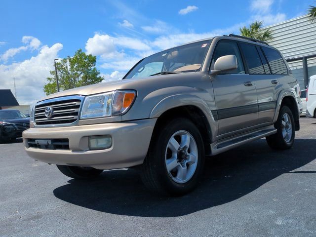 Used 2004 Toyota Land Cruiser AWD/4WD image 9
