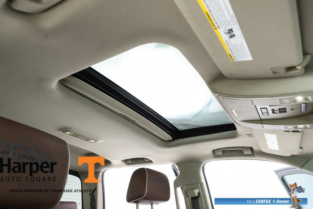 Used 2018 Chevrolet Silverado 1500 High Country image 36