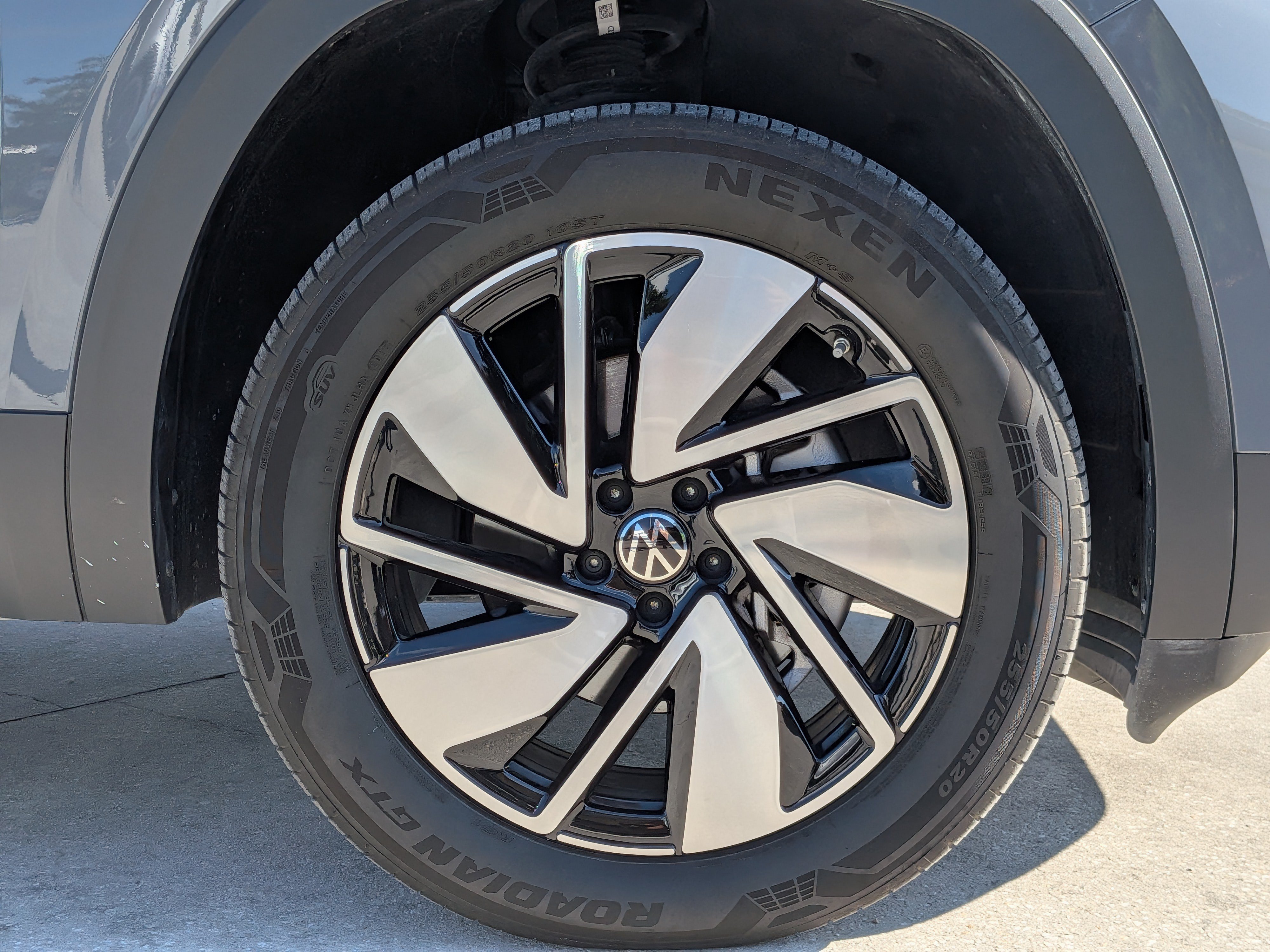 Used 2026 Volkswagen Atlas SE FWD image 10