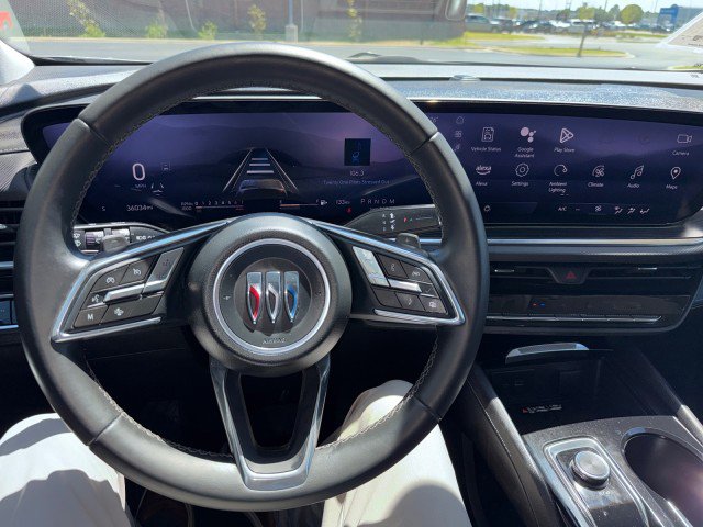 Used 2024 Buick Envision Preferred AWD/4WD image 17