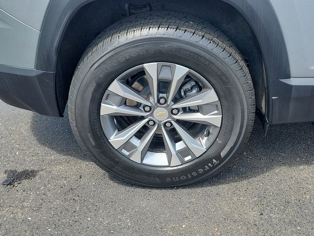 Used 2025 Chevrolet Equinox LT FWD image 6