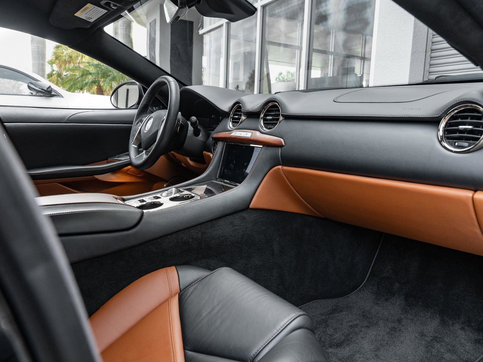 Used 2018 Karma Revero Luxury RWD image 2
