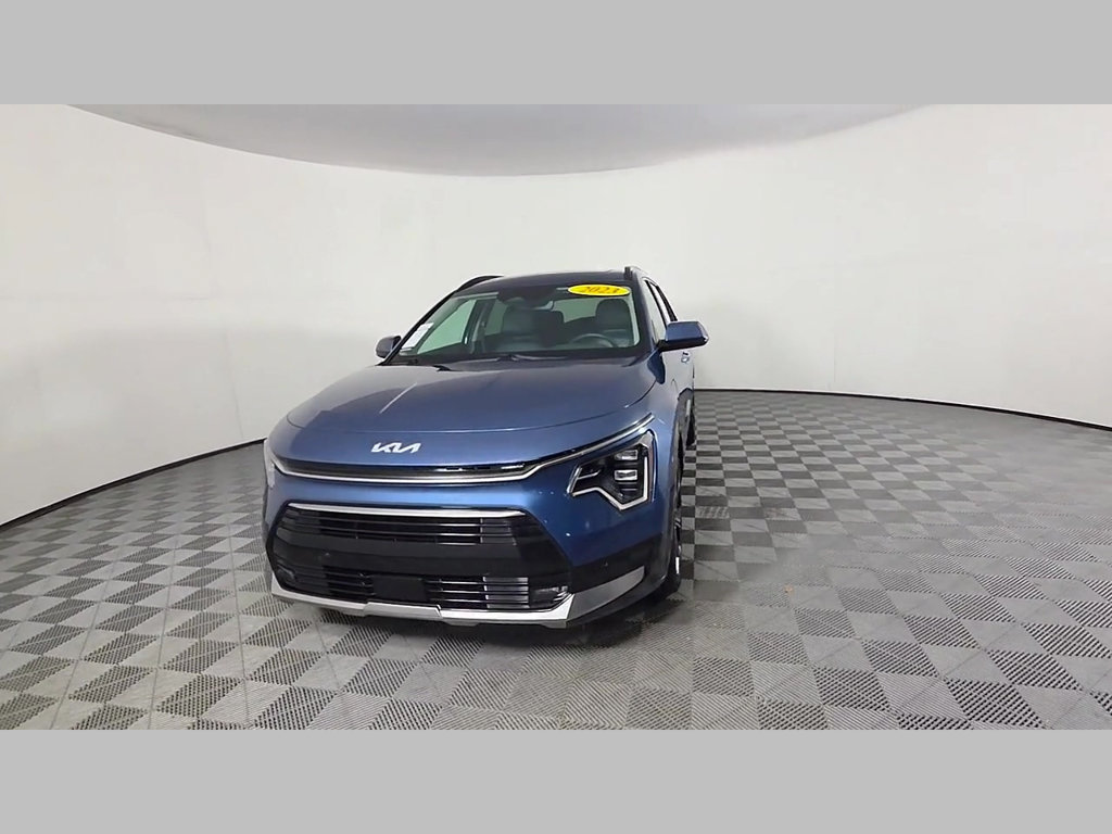 Used 2023 Kia Niro SX Touring FWD image 51
