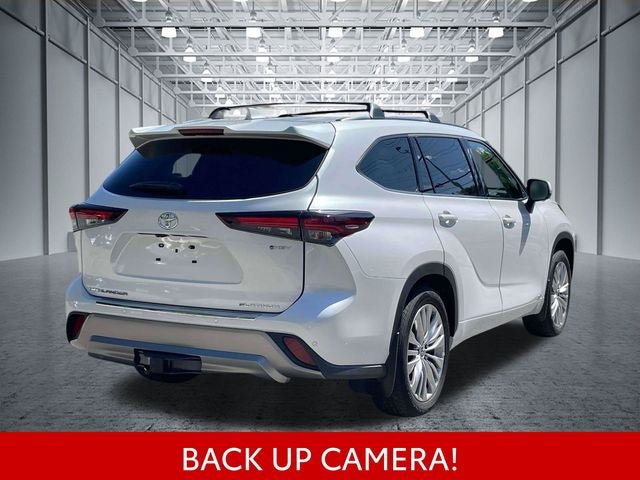 Used 2025 Toyota Highlander Platinum AWD/4WD image 8