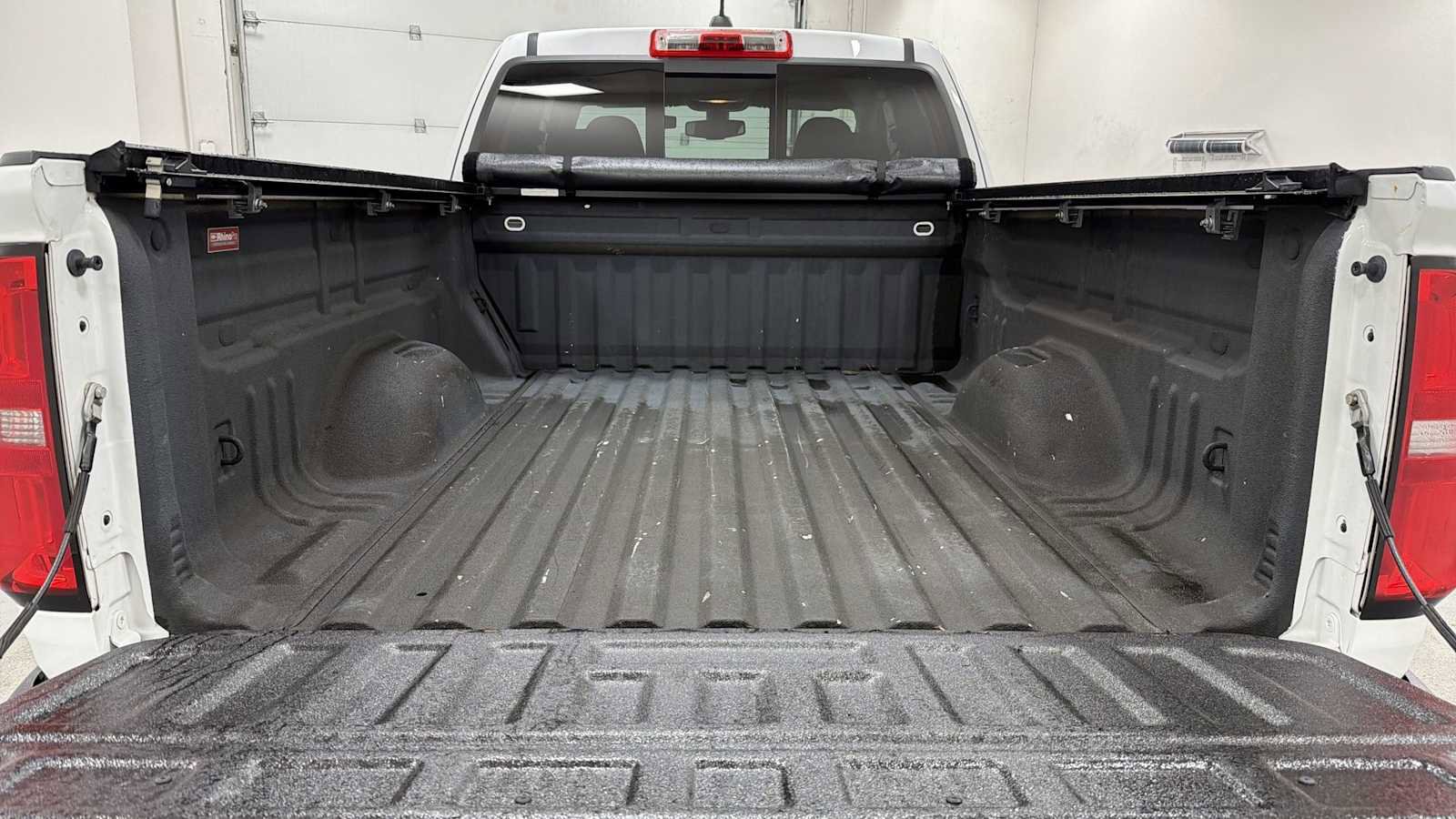 Used 2016 Chevrolet Colorado LT w/ LT Convenience Package image 28