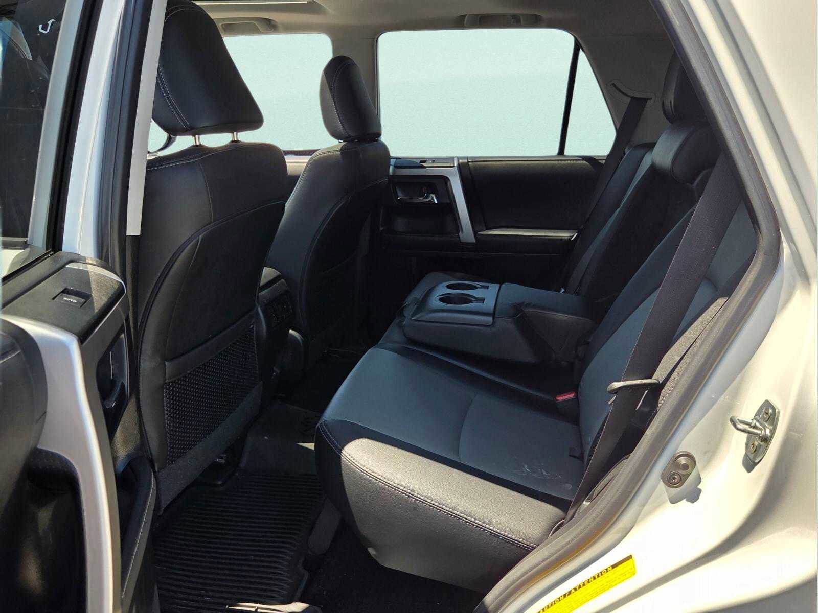 Used 2024 Toyota 4Runner SR5 Premium w/ Moonroof Package RWD image 9