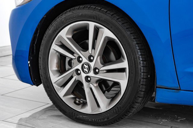Used 2017 Hyundai Elantra Limited image 50