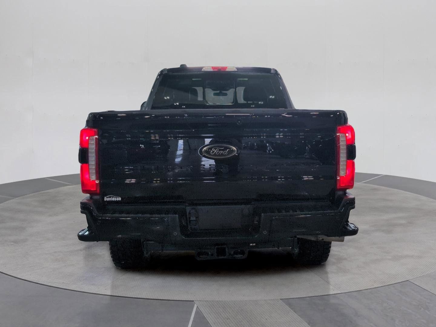 Used 2025 Ford F250 Lariat w/ Lariat Ultimate Package image 5