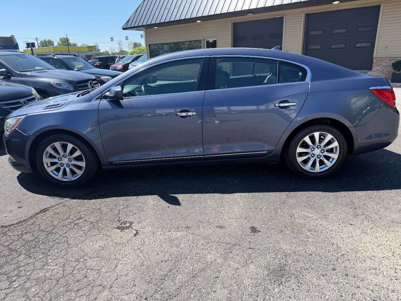 Used 2014 Buick LaCrosse image 13