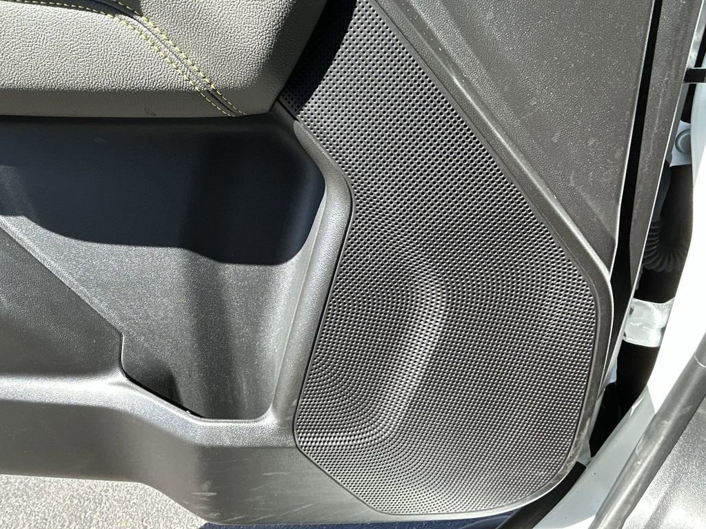 Used 2025 Chevrolet Colorado ZR2 w/ Midnight Edition AWD/4WD image 25